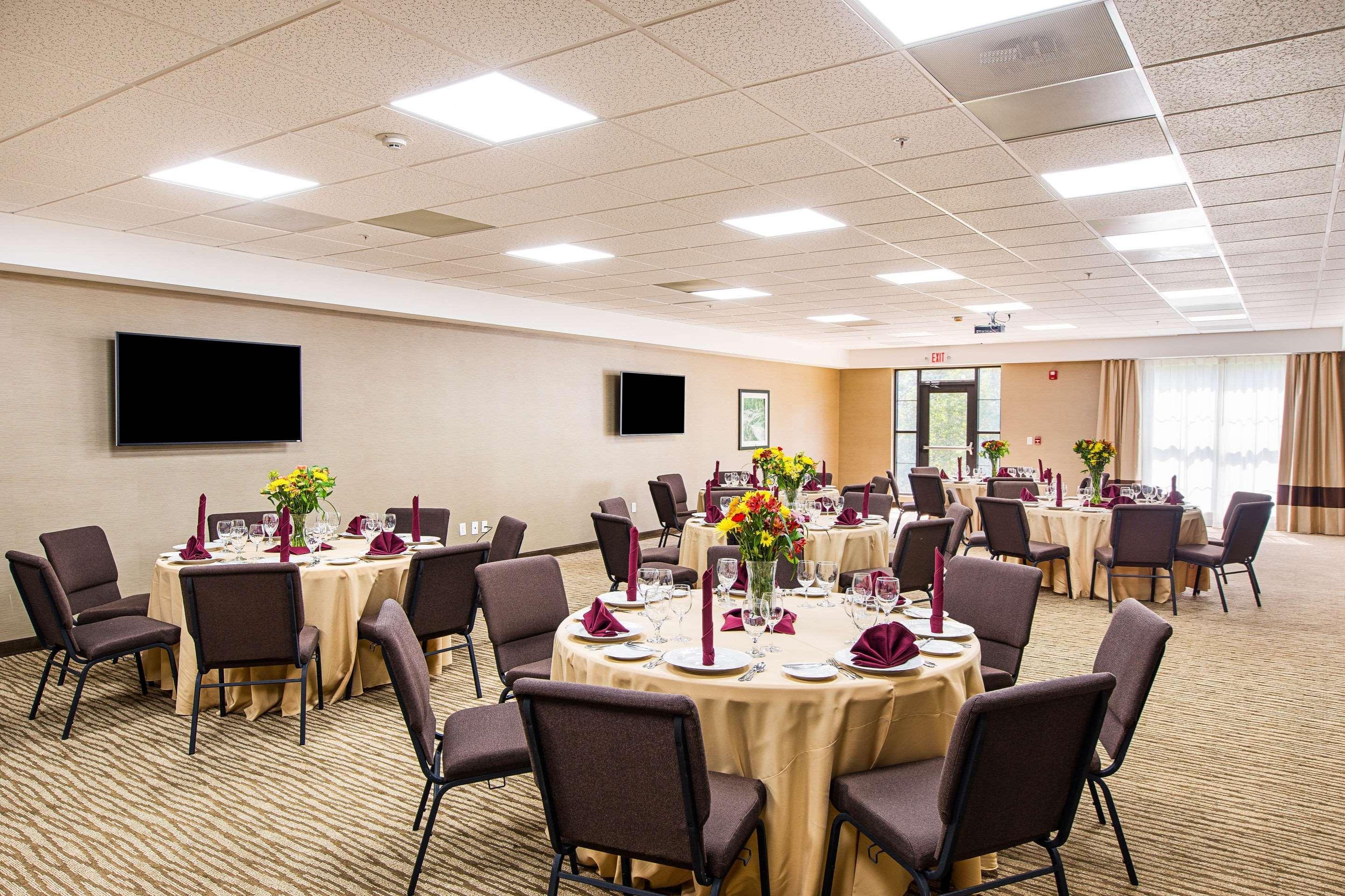 Comfort Suites Greenville South Piedmont Экстерьер фото