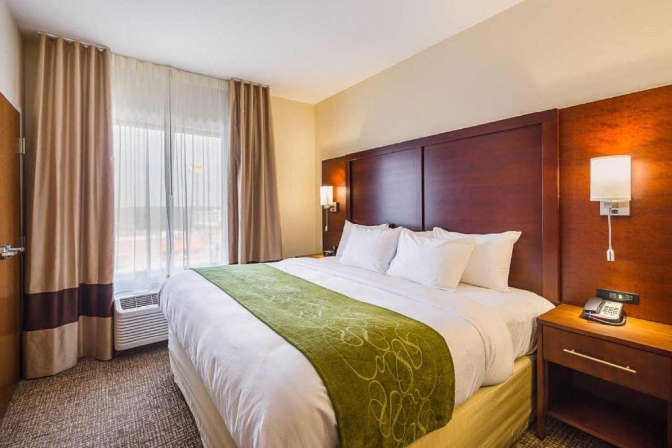 Comfort Suites Greenville South Piedmont Экстерьер фото
