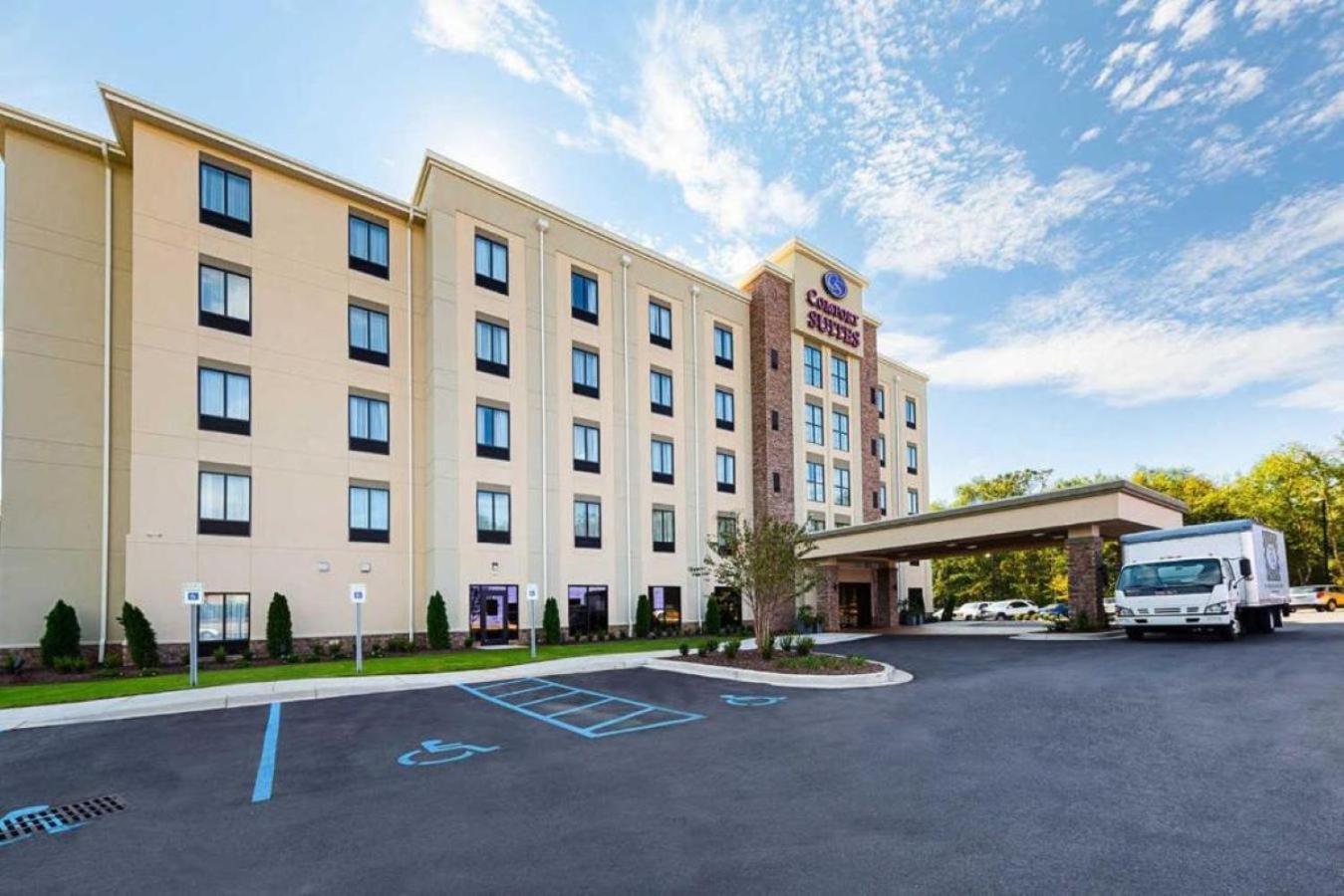 Comfort Suites Greenville South Piedmont Экстерьер фото
